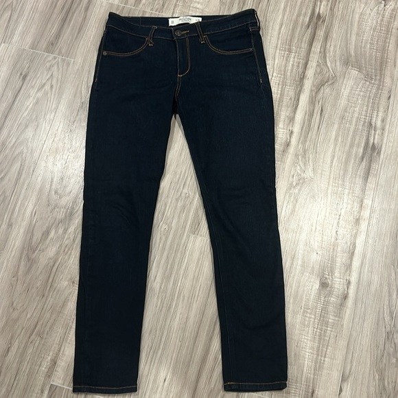 Abercrombie & Fitch Denim - Abercrombie & Fitch “the Jeggings” size 28/27